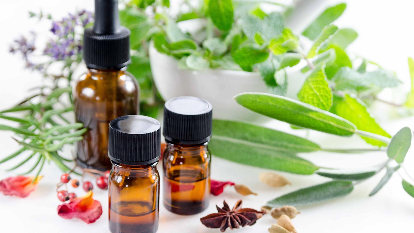 A Complete Guide to Aroma Therapy and Essential Oils